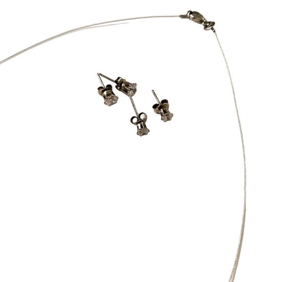 Minimalist Silver Jewel Elegant Necklace Stud Earring Set - Picture 2 of 3